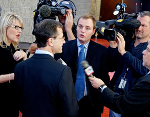 Dean Sumichrast fields questions regarding Economic Outlook.