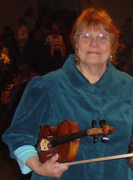 Donna Hébert in schools in March 2009